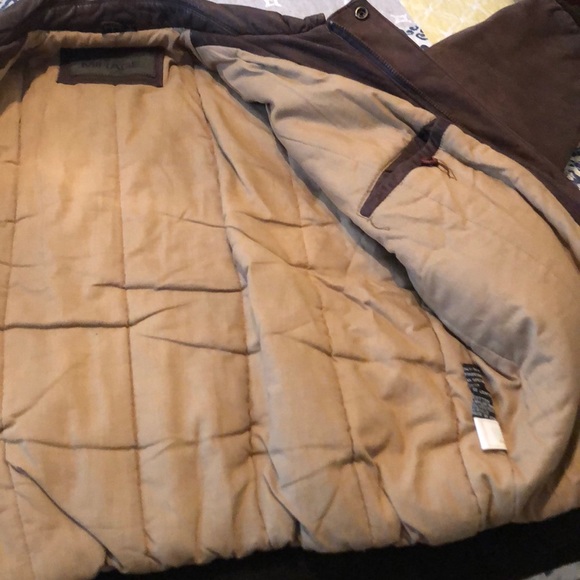 Leather jacket - Picture 4 of 7